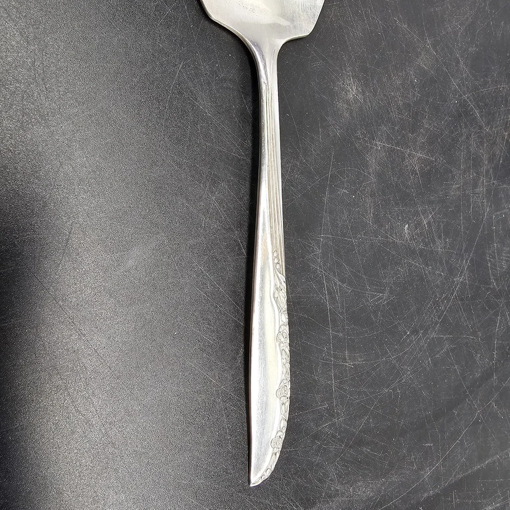 Vintage WM A ROGERS A1 PLUS ONEIDA SILVERPLATE 9.5